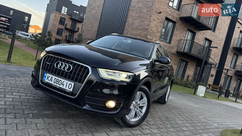 Внедорожник / Кроссовер Audi Q3 2012 в Ивано-Франковске