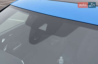 Внедорожник / Кроссовер Audi Q3 2023 в 