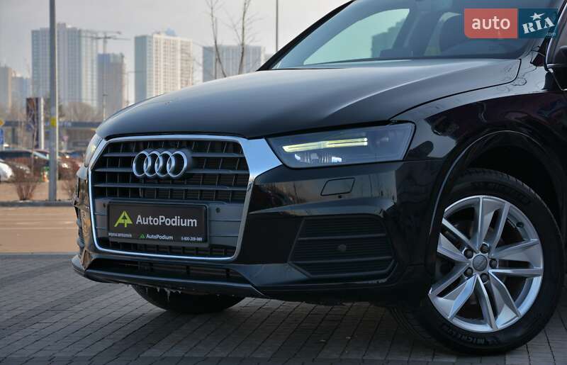 Внедорожник / Кроссовер Audi Q3 2015 в Киеве