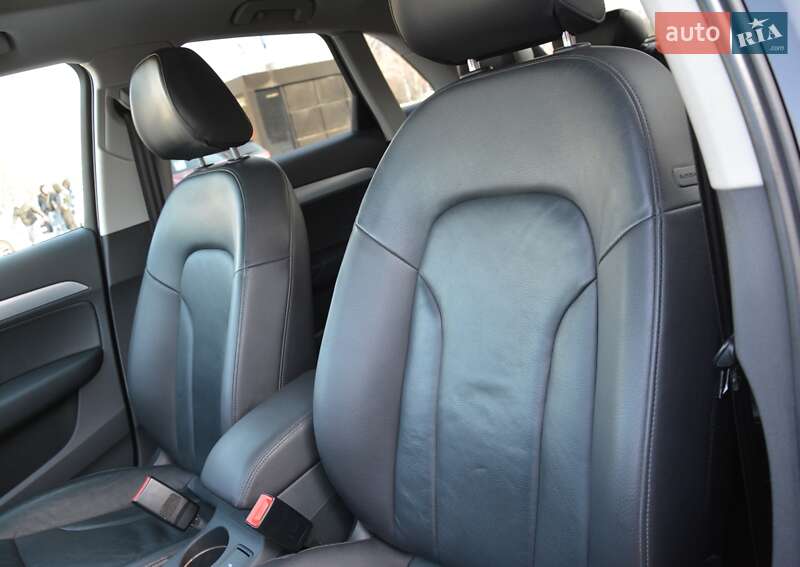 Внедорожник / Кроссовер Audi Q3 2015 в Киеве