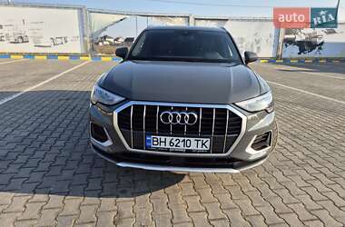 Позашляховик / Кросовер Audi Q3 2021 в Одесі