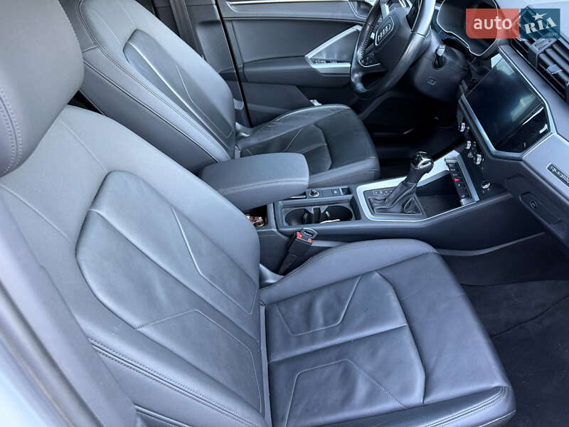 Внедорожник / Кроссовер Audi Q3 2020 в Одессе фото 22 Внедорожник / Кроссовер Audi Q3 2020 в Одессе