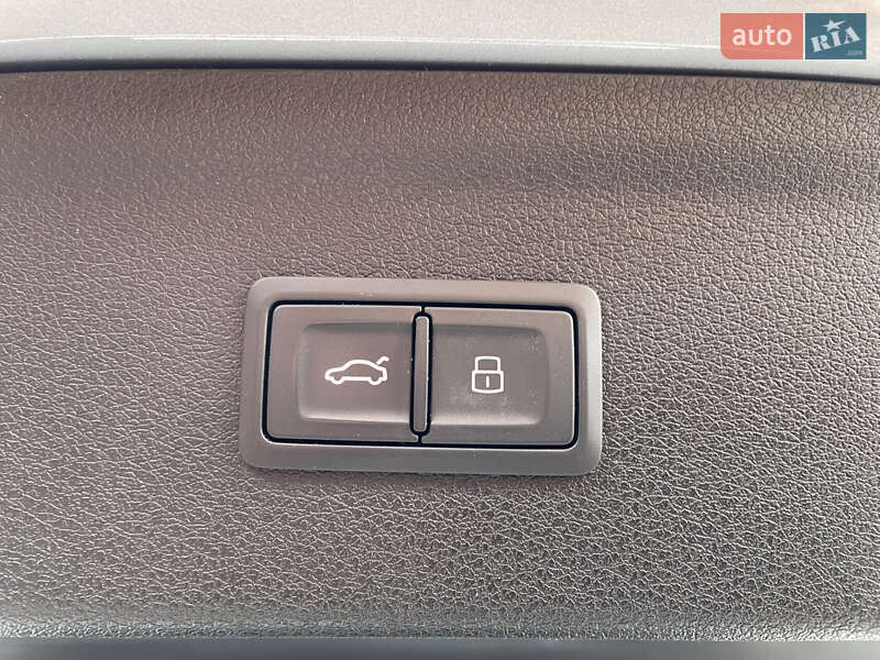 Внедорожник / Кроссовер Audi Q3 2018 в Виннице