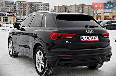Внедорожник / Кроссовер Audi Q3 2022 в 
