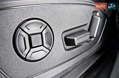 Внедорожник / Кроссовер Audi Q3 2022 в 