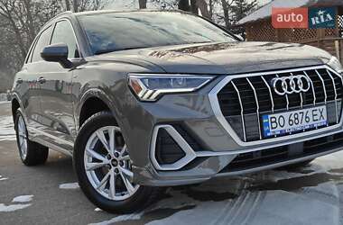 Внедорожник / Кроссовер Audi Q3 2022 в Тернополе