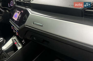 Внедорожник / Кроссовер Audi Q3 2019 в 