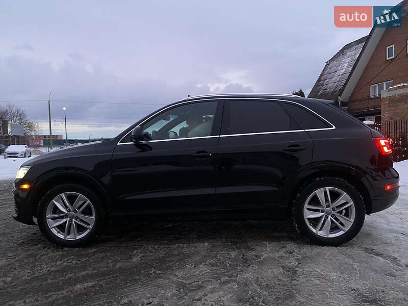 Позашляховик / Кросовер Audi Q3 2016 в Луцьку