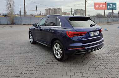 Внедорожник / Кроссовер Audi Q3 2024 в 