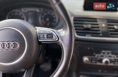 Внедорожник / Кроссовер Audi Q3 2014 в 