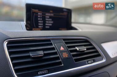 Внедорожник / Кроссовер Audi Q3 2014 в 