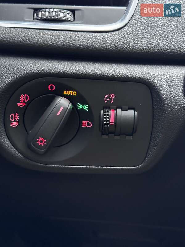 Внедорожник / Кроссовер Audi Q3 2013 в Одессе фото 15 Внедорожник / Кроссовер Audi Q3 2013 в Одессе