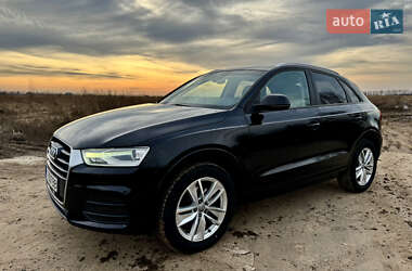 Внедорожник / Кроссовер Audi Q3 2016 в Киеве