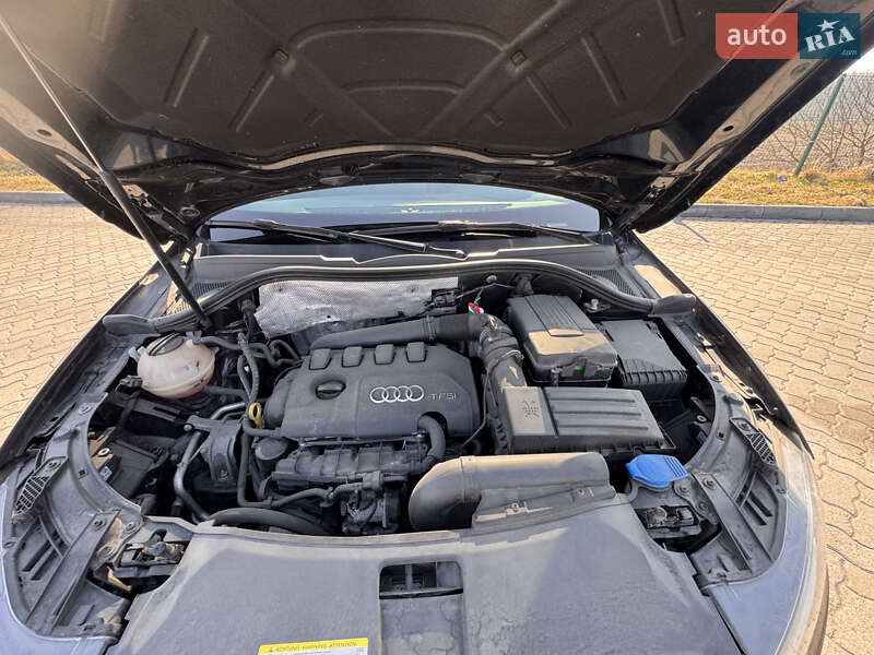 Внедорожник / Кроссовер Audi Q3 2015 в Рава-Русской фото 22 Внедорожник / Кроссовер Audi Q3 2015 в Рава-Русской