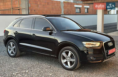 Внедорожник / Кроссовер Audi Q3 2014 в Ужгороде