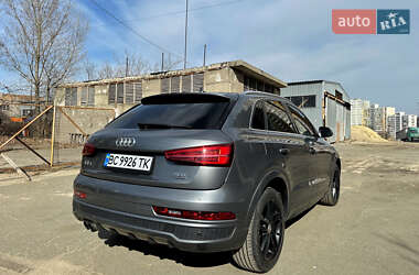 Позашляховик / Кросовер Audi Q3 2016 в 