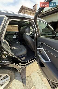 Внедорожник / Кроссовер Audi Q3 2021 в 