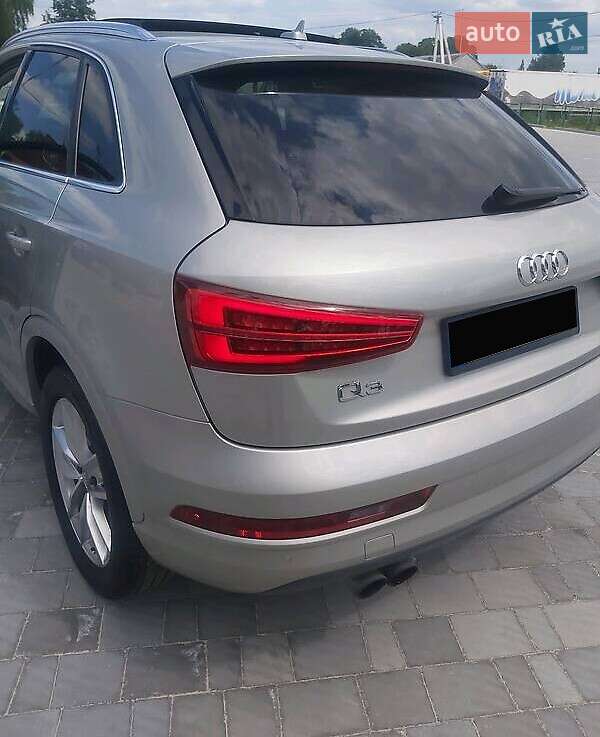 Позашляховик / Кросовер Audi Q3 2015 в Києві