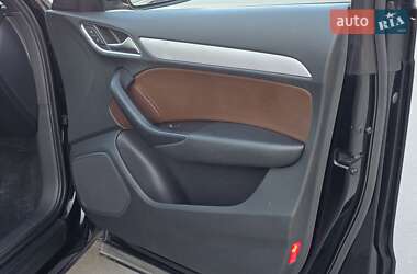 Внедорожник / Кроссовер Audi Q3 2016 в 