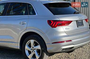 Внедорожник / Кроссовер Audi Q3 2022 в 
