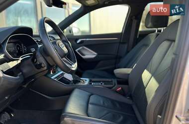 Внедорожник / Кроссовер Audi Q3 2022 в 