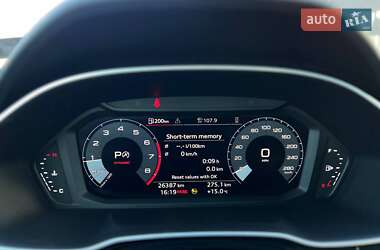 Внедорожник / Кроссовер Audi Q3 2022 в 