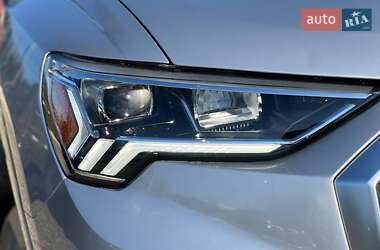 Внедорожник / Кроссовер Audi Q3 2022 в 
