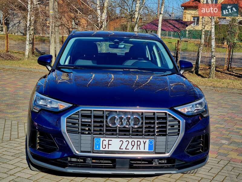 Внедорожник / Кроссовер Audi Q3 2021 в Трускавце