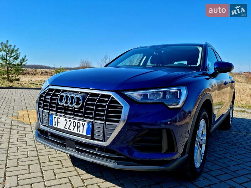 Внедорожник / Кроссовер Audi Q3 2021 в Трускавце