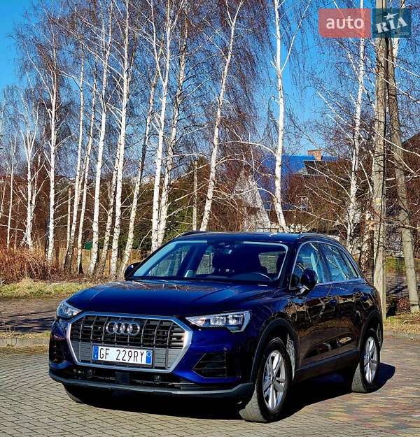Внедорожник / Кроссовер Audi Q3 2021 в Трускавце