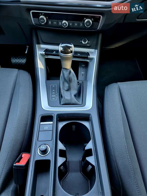 Внедорожник / Кроссовер Audi Q3 2021 в Трускавце