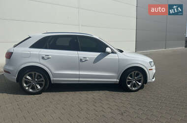 Внедорожник / Кроссовер Audi Q3 2016 в 