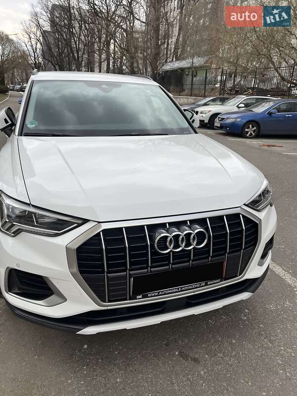 Внедорожник / Кроссовер Audi Q3 2021 в Киеве фото 2 Внедорожник / Кроссовер Audi Q3 2021 в Киеве
