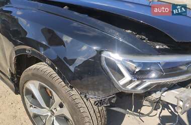 Внедорожник / Кроссовер Audi Q3 2022 в 