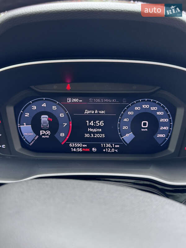 Внедорожник / Кроссовер Audi Q3 2019 в Киеве