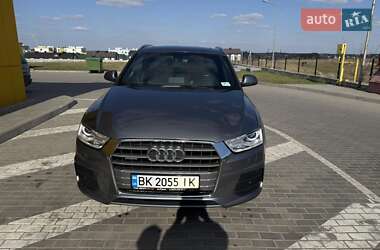 Внедорожник / Кроссовер Audi Q3 2016 в 