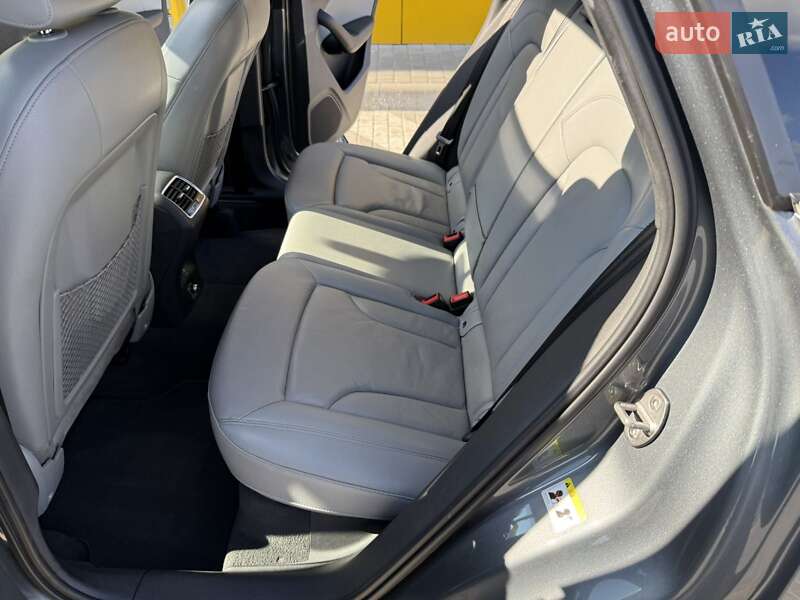 Внедорожник / Кроссовер Audi Q3 2016 в Ровно