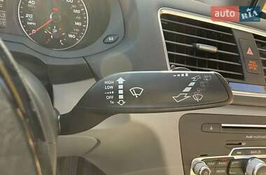 Внедорожник / Кроссовер Audi Q3 2016 в 