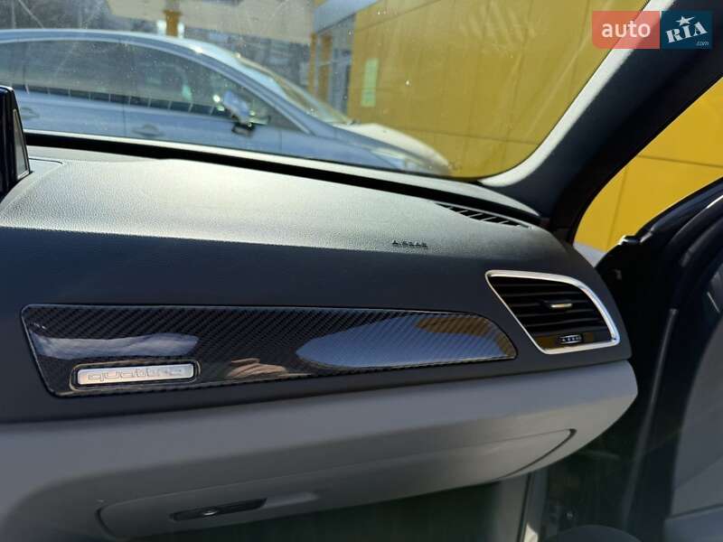 Внедорожник / Кроссовер Audi Q3 2016 в Ровно