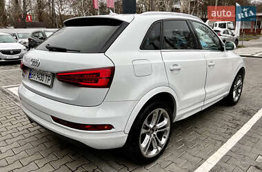 Внедорожник / Кроссовер Audi Q3 2015 в 