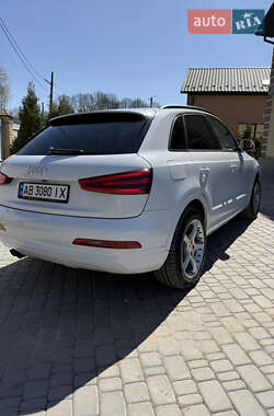 Внедорожник / Кроссовер Audi Q3 2013 в 