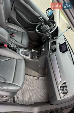 Внедорожник / Кроссовер Audi Q3 2016 в 