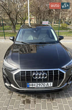Внедорожник / Кроссовер Audi Q3 2022 в Одессе