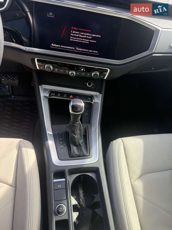 Внедорожник / Кроссовер Audi Q3 2022 в Одессе