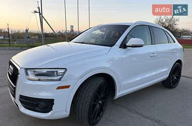 Внедорожник / Кроссовер Audi Q3 2015 в 