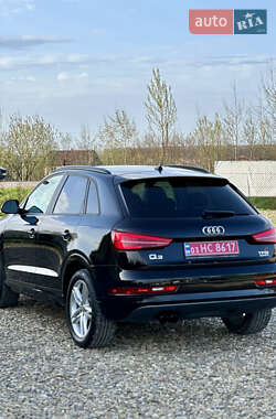 Позашляховик / Кросовер Audi Q3 2016 в 