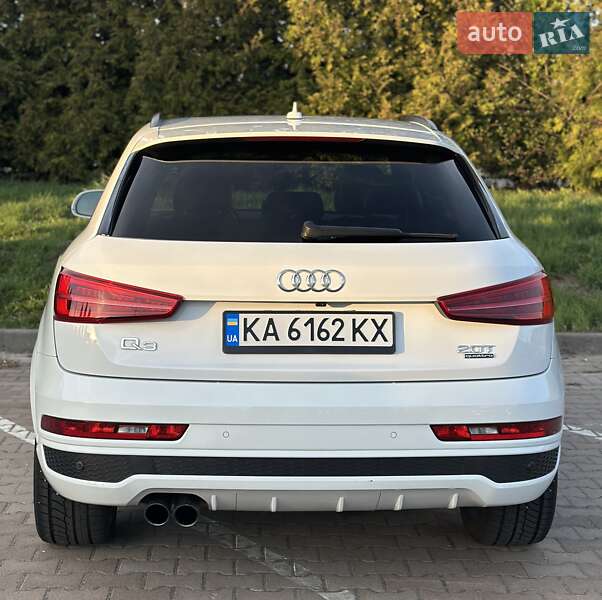Внедорожник / Кроссовер Audi Q3 2017 в Киеве