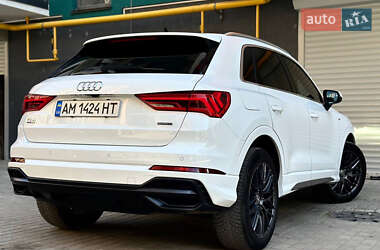 Внедорожник / Кроссовер Audi Q3 2021 в 
