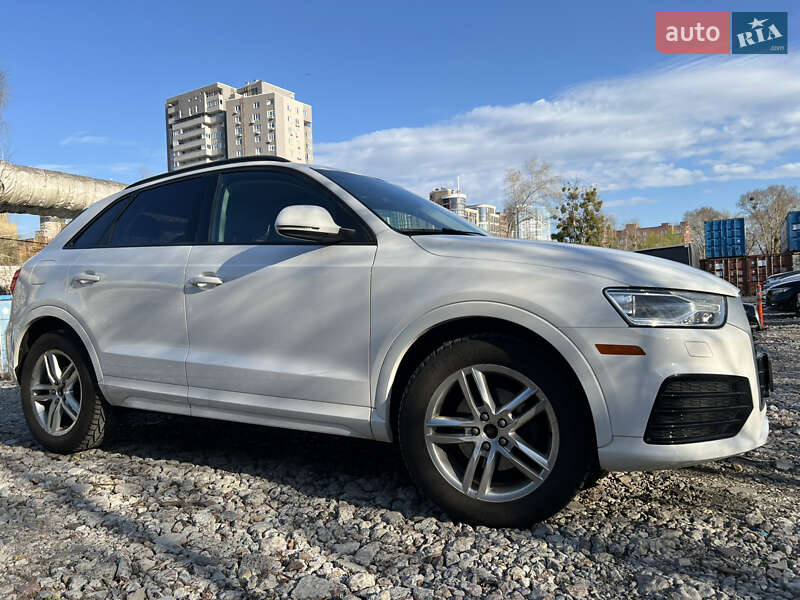 Внедорожник / Кроссовер Audi Q3 2018 в Киеве фото 4 Внедорожник / Кроссовер Audi Q3 2018 в Киеве