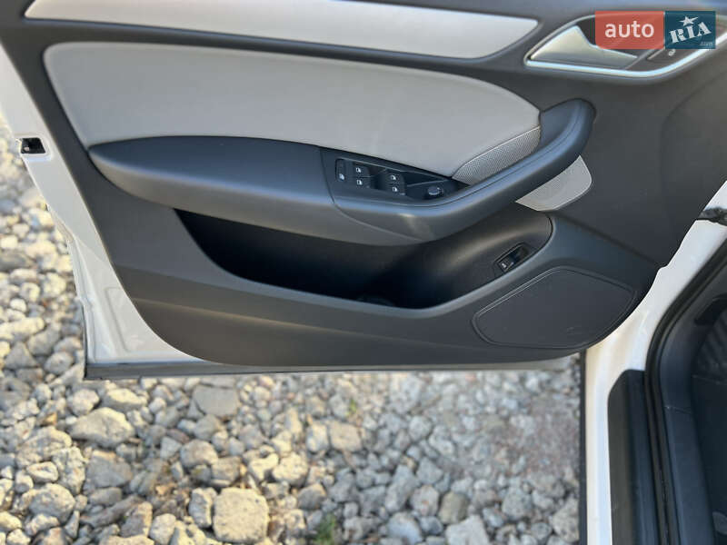 Внедорожник / Кроссовер Audi Q3 2018 в Киеве фото 50 Внедорожник / Кроссовер Audi Q3 2018 в Киеве